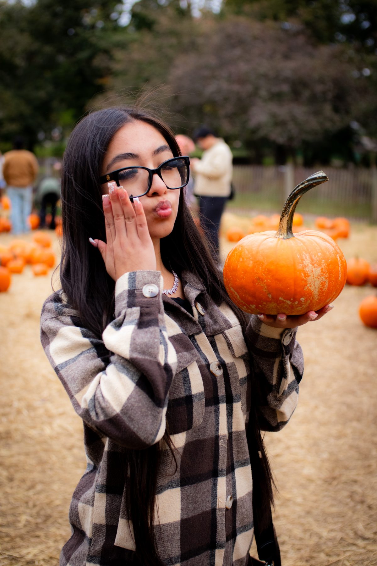 Fall portrait at a pumpkin patch